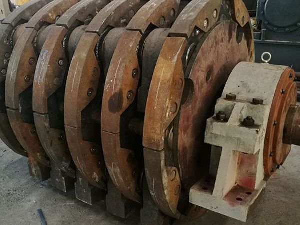 廣東鄂式移動破碎機配件