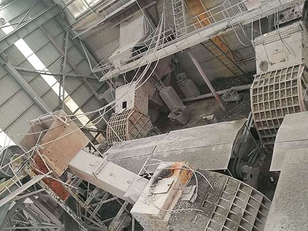 山東輪式移動破碎機價格