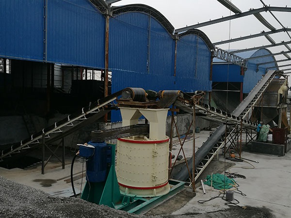 西藏小型移動(dòng)破碎機(jī)一般多少錢呢