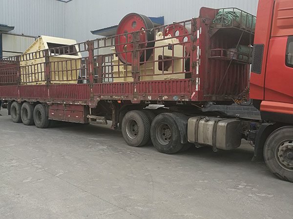 車(chē)載移動(dòng)式破碎機(jī)的價(jià)錢(qián)